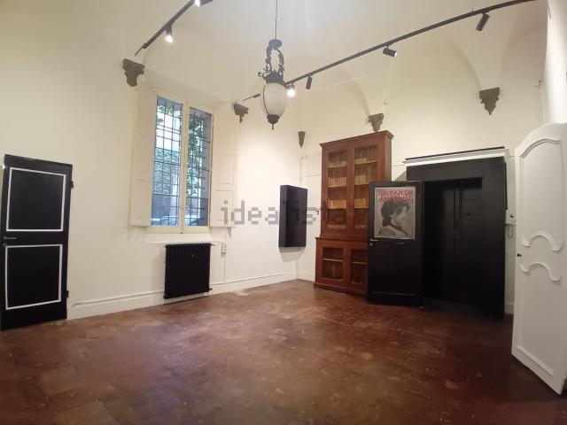 Ufficio in affitto di 60 m² in Via d&apos Azeglio