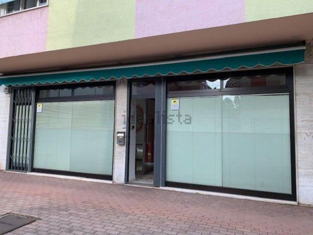 Ufficio in affitto di 60 m² in Via Monte San Michele