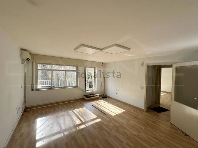 Ufficio in affitto di 60 m² in Via Muscatello, 18