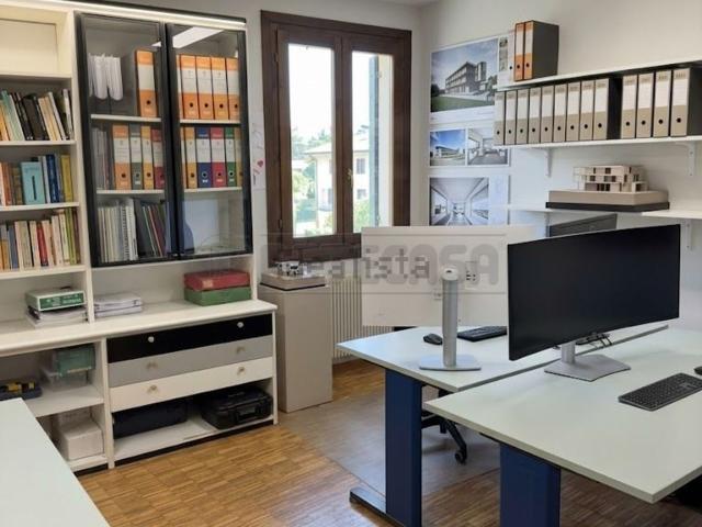 Ufficio in affitto di 60 m² in Corso Padova, 65