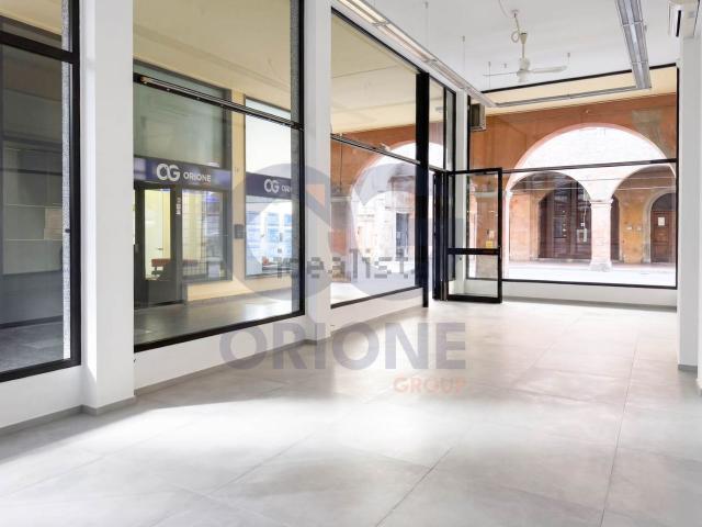 Ufficio in affitto di 60 m² in Galleria Maestri del Lavoro
