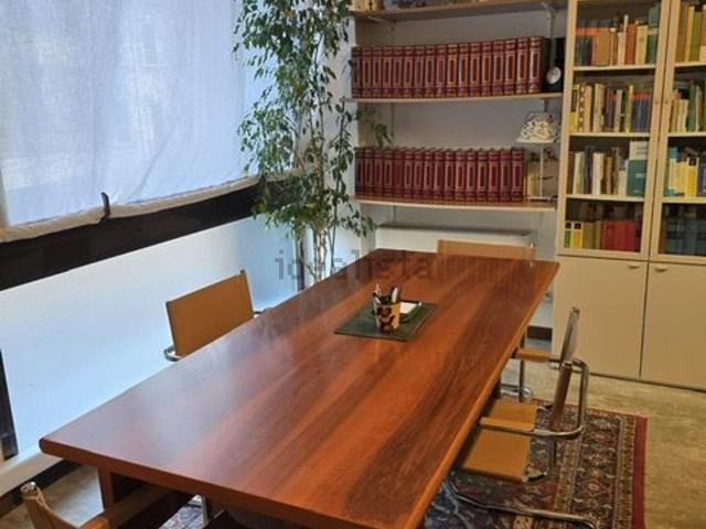 Ufficio in affitto di 60 m² in Piazza A. de Gasperi, 33