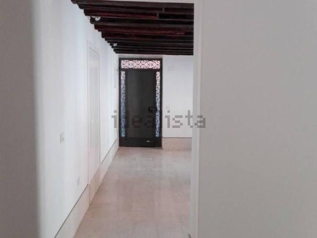 Ufficio in affitto di 60 m² in Sestiere Dorsoduro, 3017