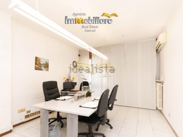 Ufficio in affitto di 61 m² in Vicolo Mayneri