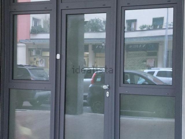 Ufficio in affitto di 63 m² in Via Ercole Nani, 21