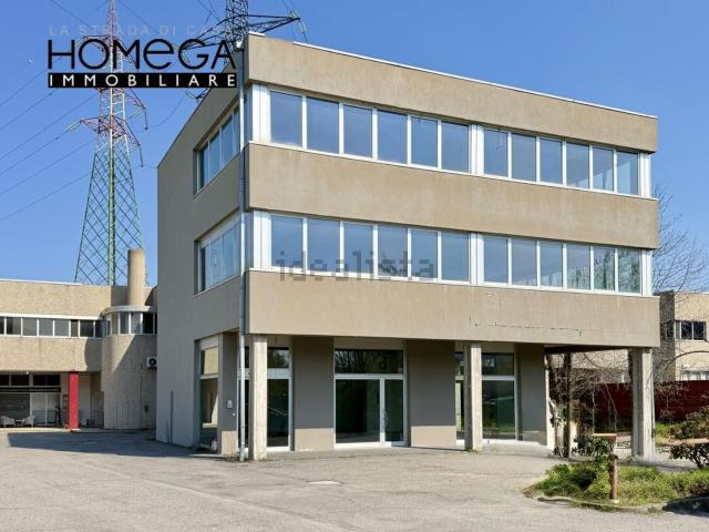 Ufficio in affitto di 640 m² in Via Isonzo, 16