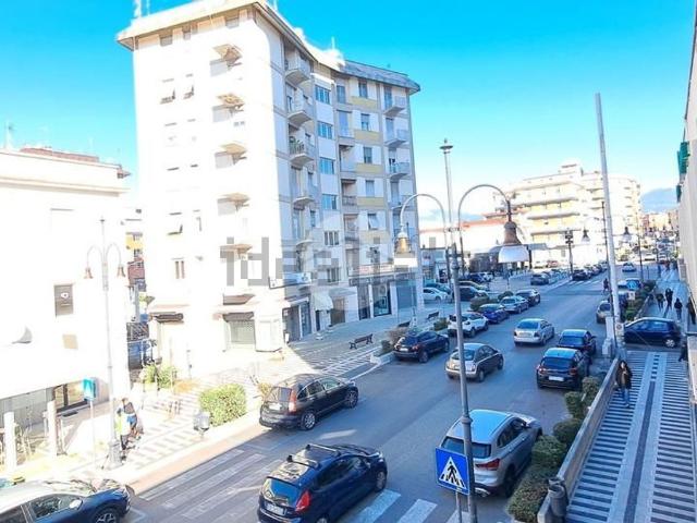Ufficio in affitto di 65 m² in Via Aldo Moro, 233