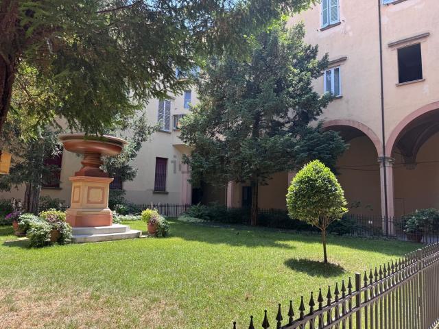Ufficio in affitto di 65 m² in Via Garibaldi