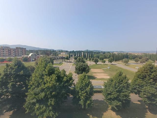 Ufficio in affitto di 65 m² in Via Monte Falco