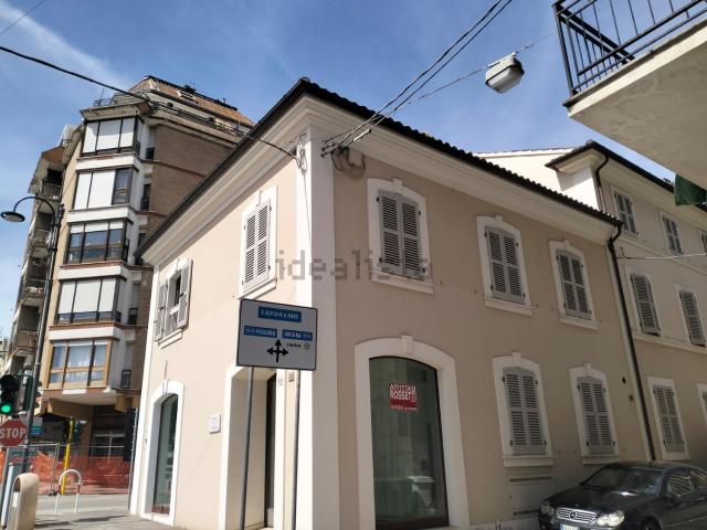 Ufficio in affitto di 65 m² in Via Maddalena