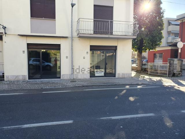 Ufficio in affitto di 65 m² in Via Vandelli