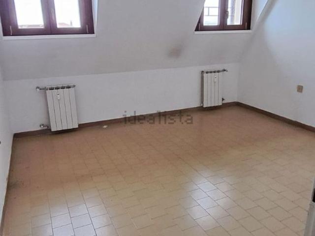 Ufficio in affitto di 65 m² in Piazza Elia Benamozegh