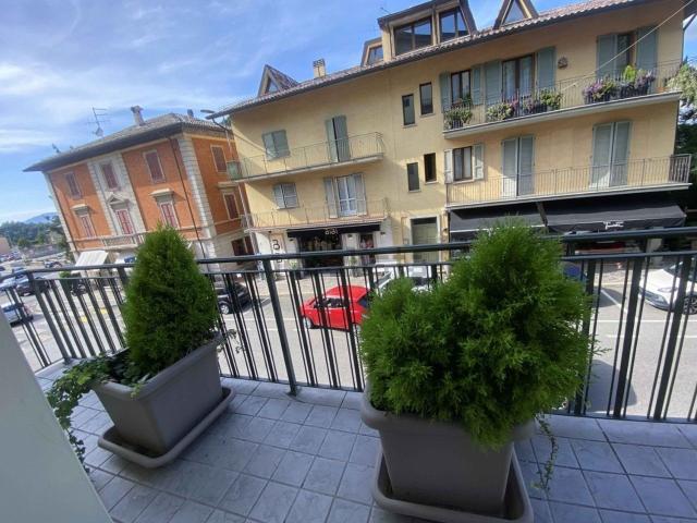 Ufficio in affitto di 70 m² in Via Roma