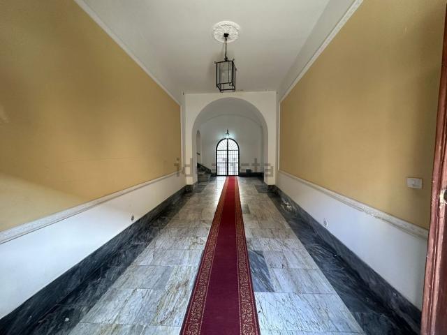 Ufficio in affitto di 70 m² in Piazza Roma, 20