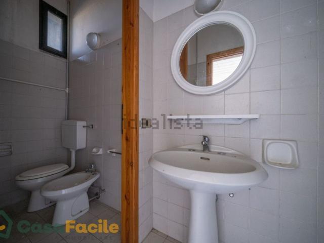 Ufficio in affitto di 73 m²