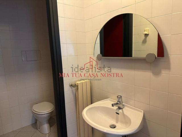 Ufficio in affitto di 74 m² in Via della Provvidenza