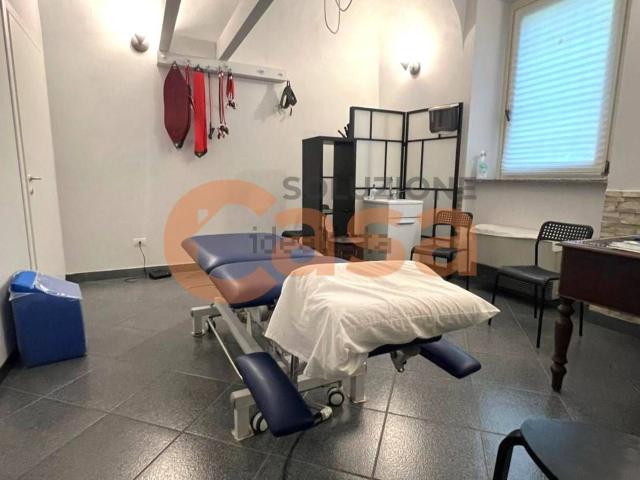 Ufficio in affitto di 74 m² in Strada Gragnana