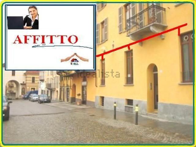 Ufficio in affitto di 75 m² in Via Cavour, 41