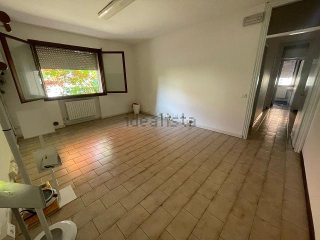 Ufficio in affitto di 75 m² in Via Foscarina