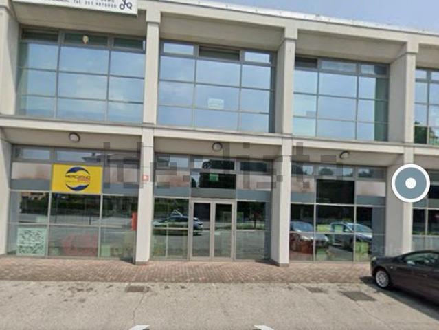 Ufficio in affitto di 75 m² in Via Mazzini Giuseppe, 91
