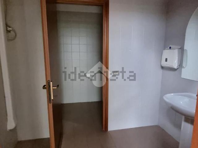 Ufficio in affitto di 76 m² in Viale Alcide de Gasperi, 26