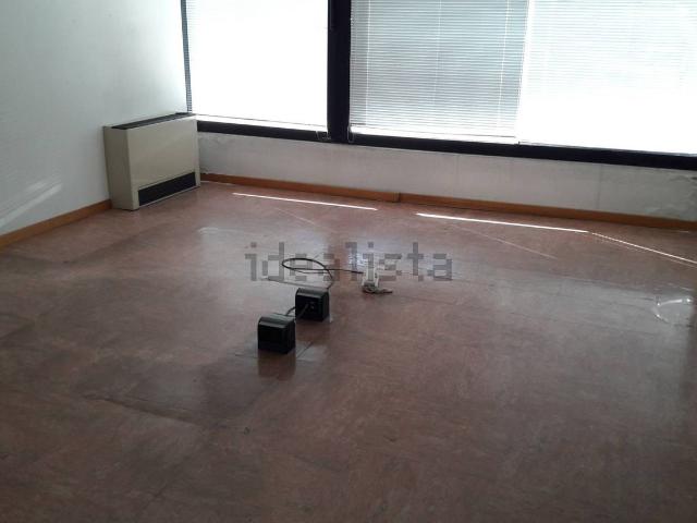 Ufficio in affitto di 800 m²