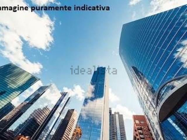 Ufficio in affitto di 800 m² in Viale della Repubblica