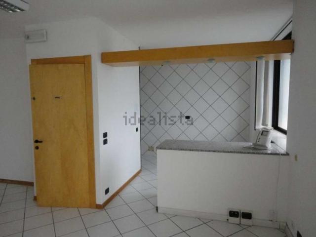 Ufficio in affitto di 80 m²