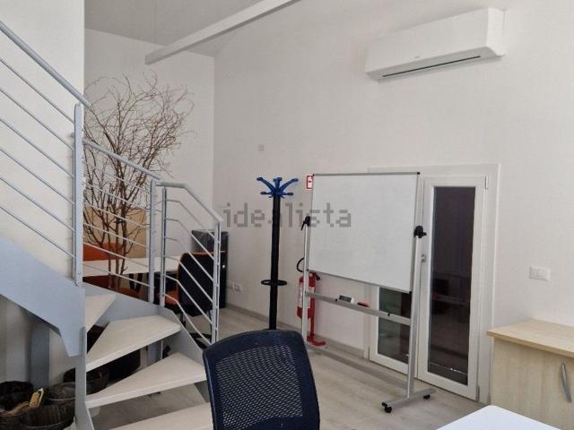 Ufficio in affitto di 80 m²