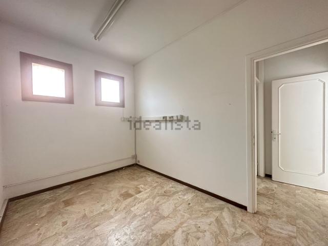 Ufficio in affitto di 80 m² in Via Archimede