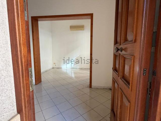 Ufficio in affitto di 80 m² in Via Guglielmo Marconi