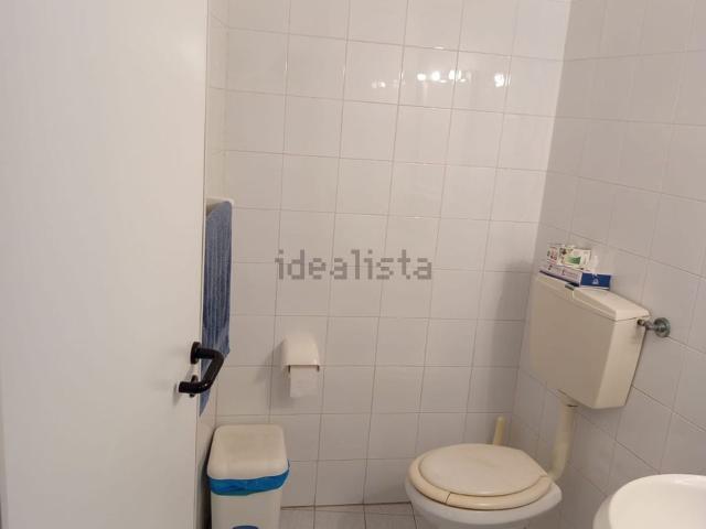 Ufficio in affitto di 80 m² in Via Stefano Polizzi