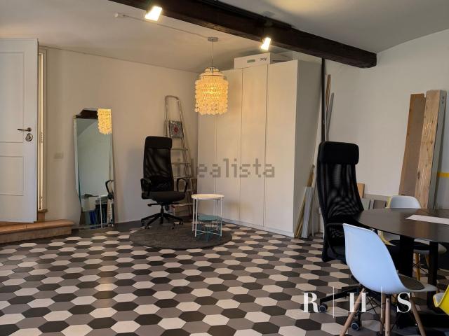 Ufficio in affitto di 80 m² in Via Trento e Trieste, 28