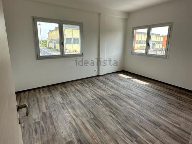 Ufficio in affitto di 80 m² in Viale verdi