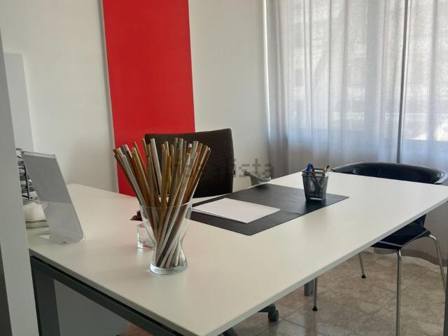 Ufficio in affitto di 80 m² in Corso Umberto I