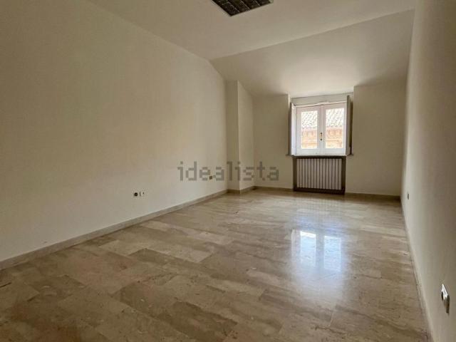 Ufficio in affitto di 80 m² in Corso Vittorio Emanuele III