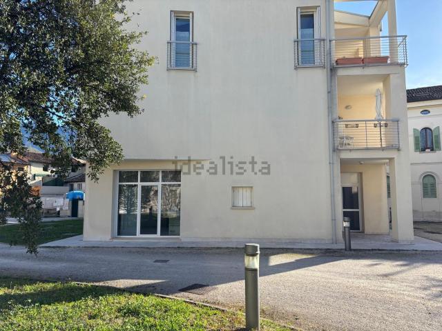 Ufficio in affitto di 80 m² in Piazza Meschio