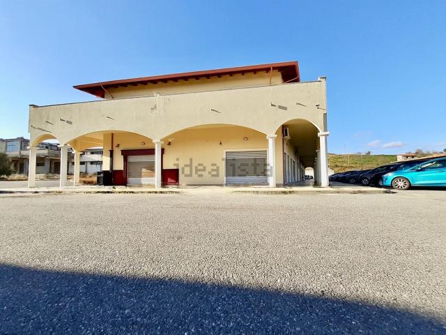 Ufficio in affitto di 80 m² in Strada Statale 106 Jonica