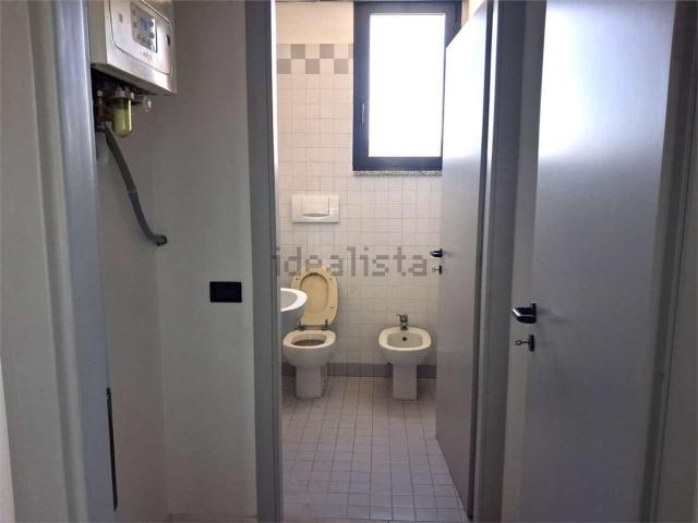 Ufficio in affitto di 85 m²