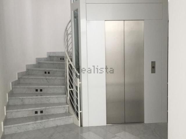 Ufficio in affitto di 85 m² in Via G. Passeri, 18