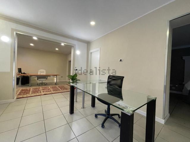 Ufficio in affitto di 85 m² in Via Gabelletta, 132