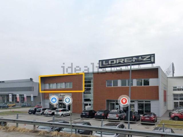 Ufficio in affitto di 85 m² in Via Oslo, 2
