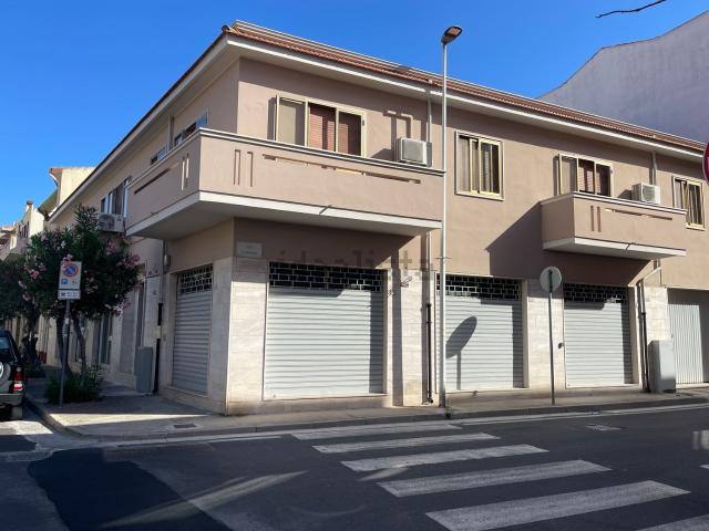 Ufficio in affitto di 85 m² in Via Monteverdi