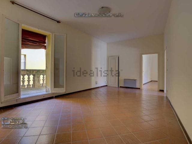 Ufficio in affitto di 85 m² in Via santo stefano, 15