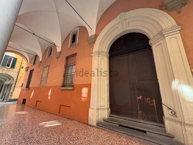 Ufficio in affitto di 85 m² in Strada Maggiore