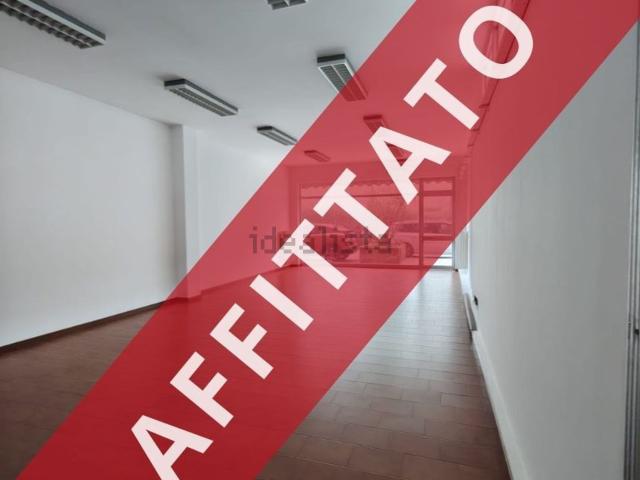 Ufficio in affitto di 86 m² in Via Monsignor Rossetto
