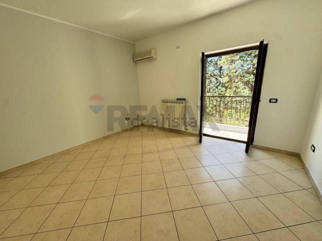 Ufficio in affitto di 87 m² in Via Santo Stefano