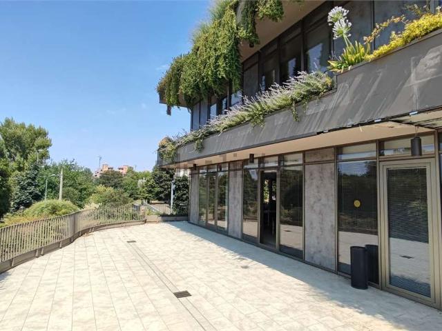 Ufficio in affitto di 90 m²