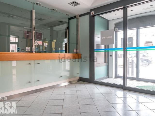 Ufficio in affitto di 90 m² in Via Dismano, 623