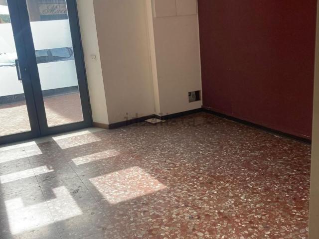 Ufficio in affitto di 90 m² in Via Vittorio Emanuele